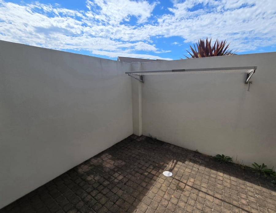 2 Bedroom Property for Sale in Blue Mountain Village Western Cape